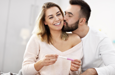 woman finding out she's pregnant and wondering what she could expect in the 1st trimester.