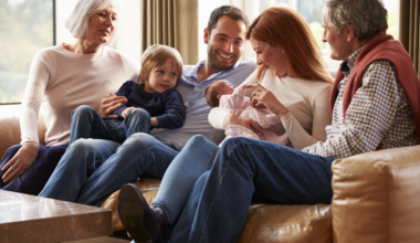 5 Ways to Make Postpartum Baby Visits Less Stressful